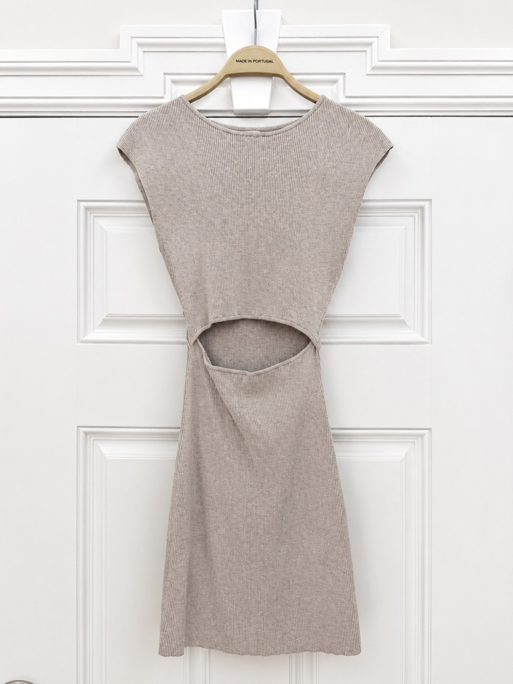 Wilfred Free by Aritzia Ribbed Knit Cutout Midi Dress Taupe Beige Size Small